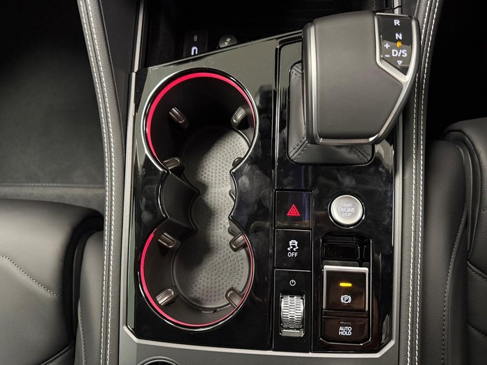 2025 Volkswagen Touareg 170TDI