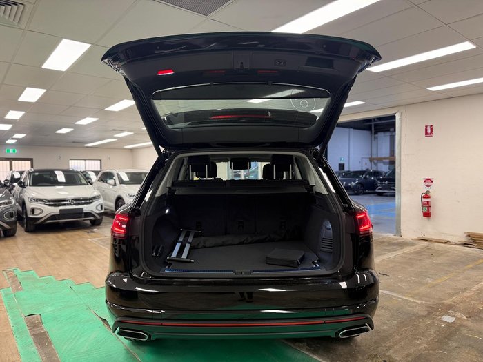 2025 Volkswagen Touareg 170TDI