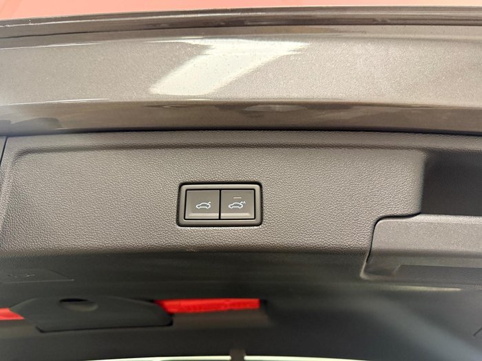 2025 Volkswagen Touareg 170TDI