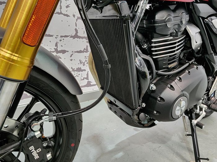 2025 Triumph Speed 400 Speed Four Red