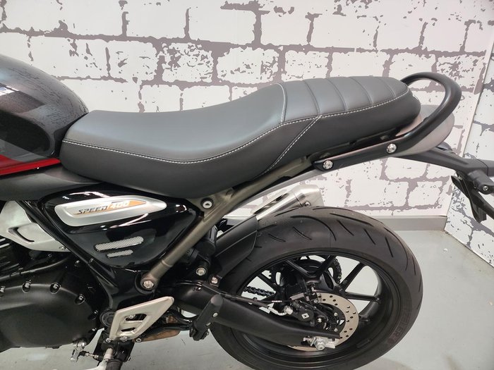 2025 Triumph Speed 400 Speed Four Red