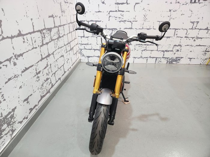 2025 Triumph Speed 400 Speed Four Red