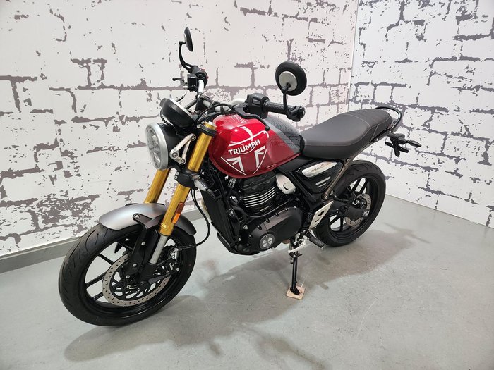 2025 Triumph Speed 400 Speed Four Red