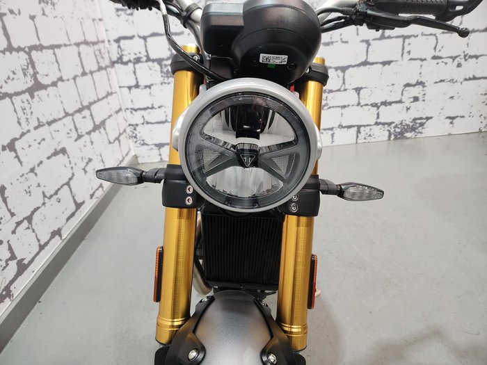 2025 Triumph Speed 400 Speed Four Red