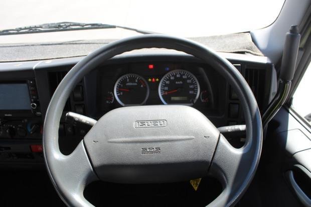2015 Isuzu Npr300