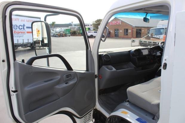 2014 Hino 616 - 300 Series