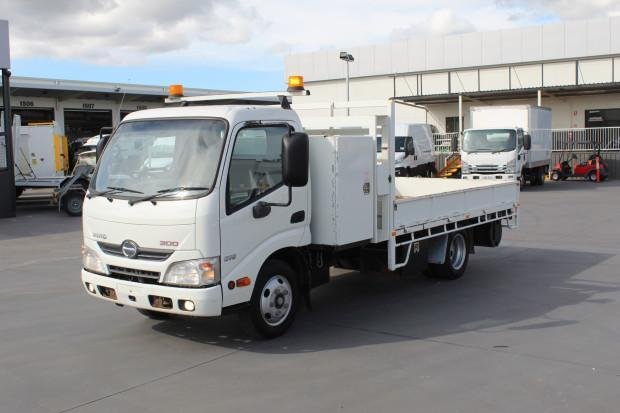 2014 Hino 616 - 300 Series