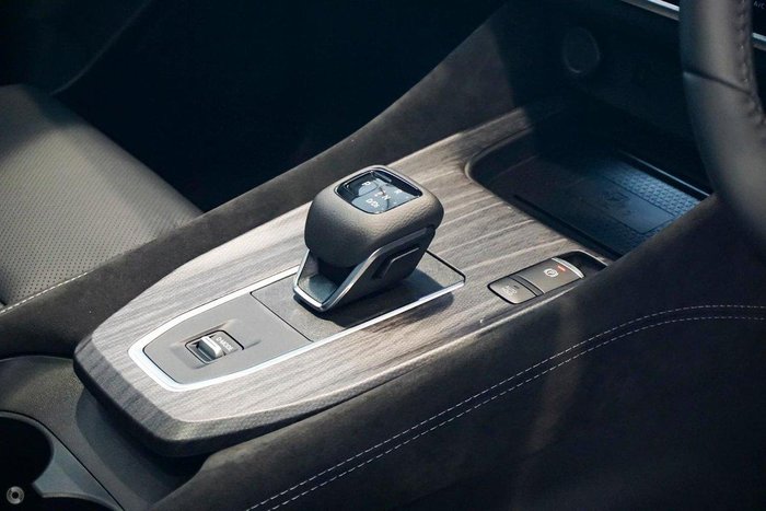 2025 Nissan QASHQAI Ti-L J12 MY25 Pearl White with Onyx Black Roof