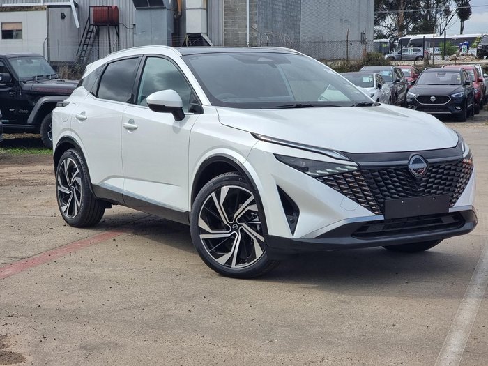 2025 Nissan QASHQAI Ti-L J12 MY25 Pearl White with Onyx Black Roof