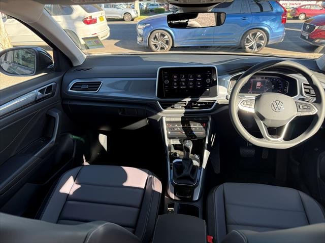 2025 Volkswagen T-ROC STYLE
