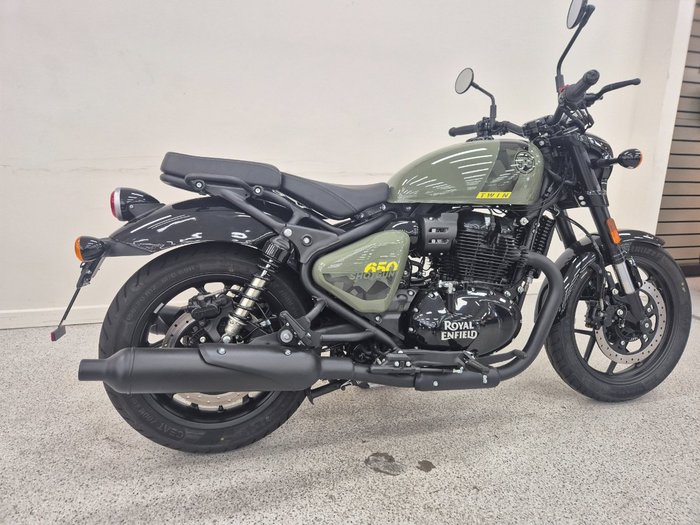 2025 Royal Enfield SHOTGUN 650 Green
