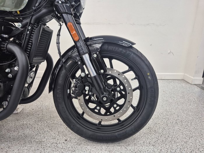 2025 Royal Enfield SHOTGUN 650 Green