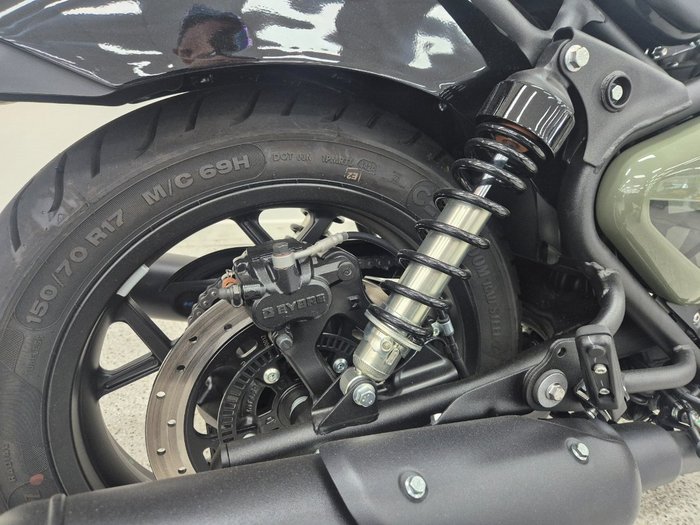 2025 Royal Enfield SHOTGUN 650 Green