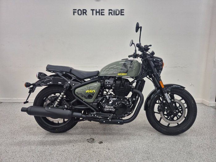 2025 Royal Enfield SHOTGUN 650 Green