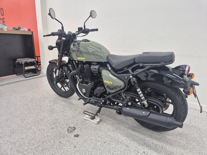 2025 Royal Enfield SHOTGUN 650 Green