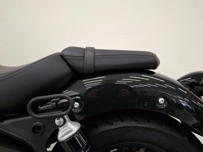 2025 Royal Enfield SUPER METEOR 650 Green