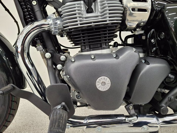 2025 Royal Enfield SUPER METEOR 650 Green