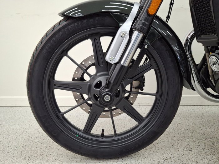 2025 Royal Enfield SUPER METEOR 650 Green