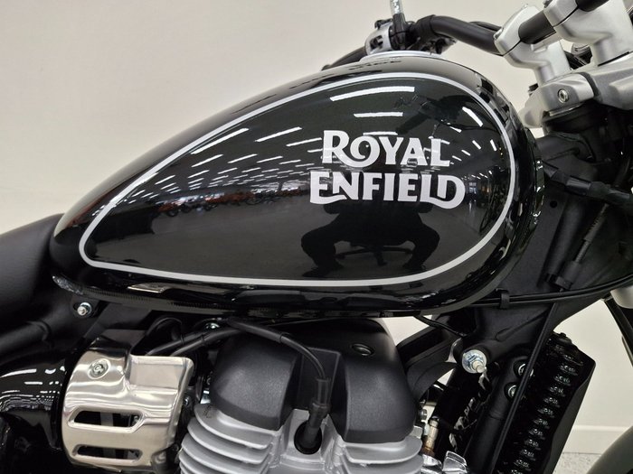 2025 Royal Enfield SUPER METEOR 650 Green