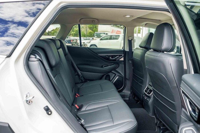 2024 Subaru Outback AWD Touring XT 6GEN MY25 AWD Crystal White