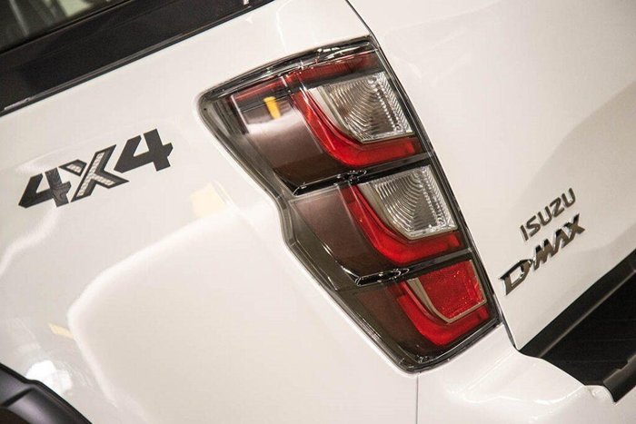 2025 Isuzu D-MAX X-TERRAIN