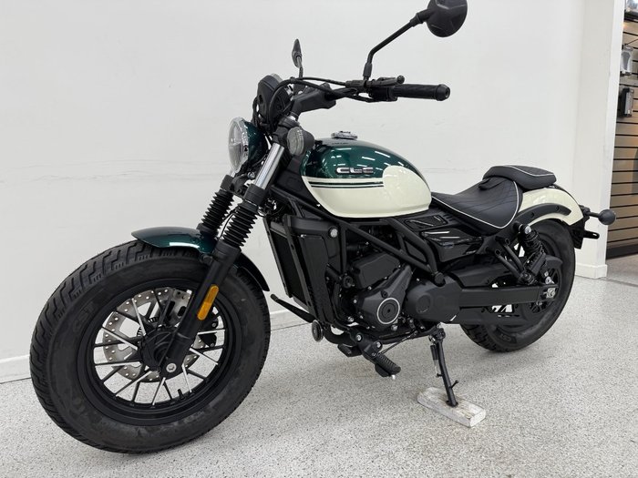 2025 CFMOTO 250 CL-C Green