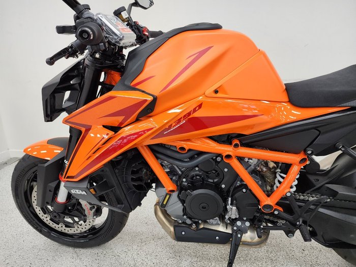 2024 Ktm 1390 SUPER DUKE R Orange