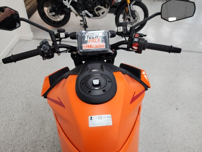 2024 Ktm 1390 SUPER DUKE R Orange