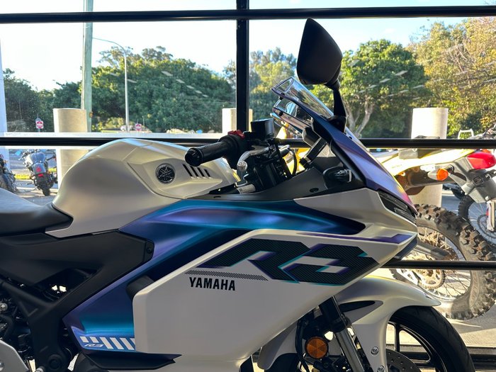 2025 Yamaha YZF-R3 WHITE