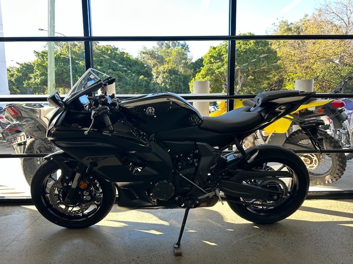 2025 Yamaha YZF-R7LA BLACK