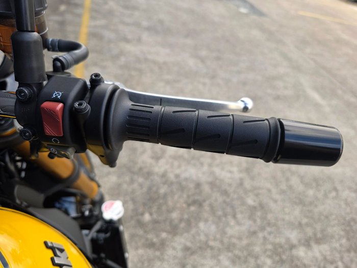 2022 Kawasaki Z900RS SE YELLOW