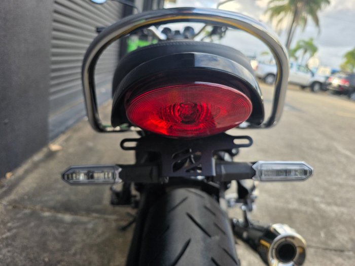 2022 Kawasaki Z900RS SE YELLOW
