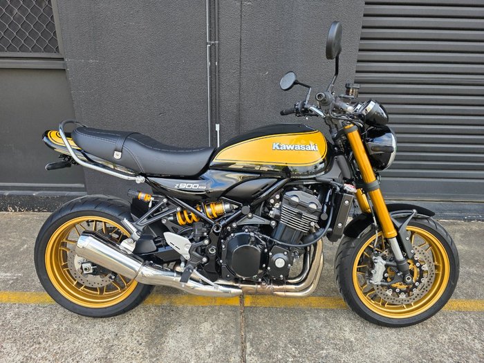 2022 Kawasaki Z900RS SE YELLOW