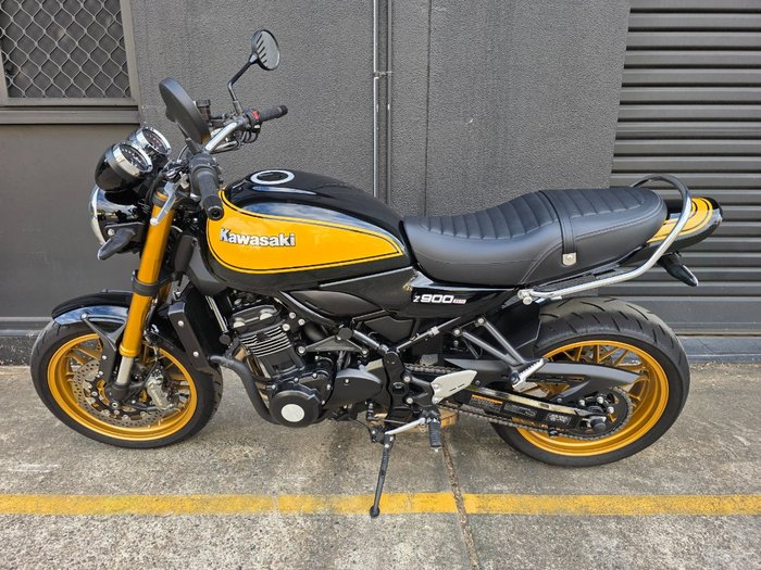 2022 Kawasaki Z900RS SE YELLOW