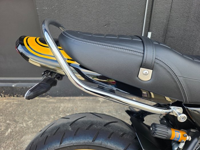 2022 Kawasaki Z900RS SE YELLOW