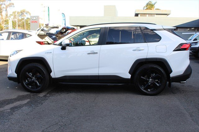 2019 Toyota RAV4 Cruiser MXAA52R White