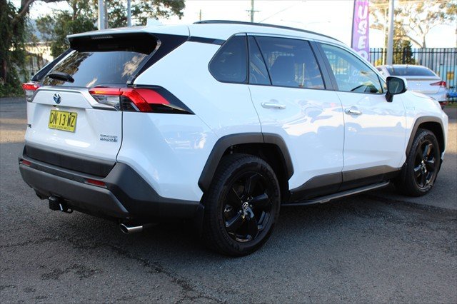 2019 Toyota RAV4 Cruiser MXAA52R White
