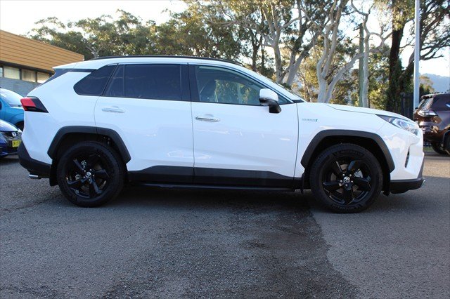2019 Toyota RAV4 Cruiser MXAA52R White