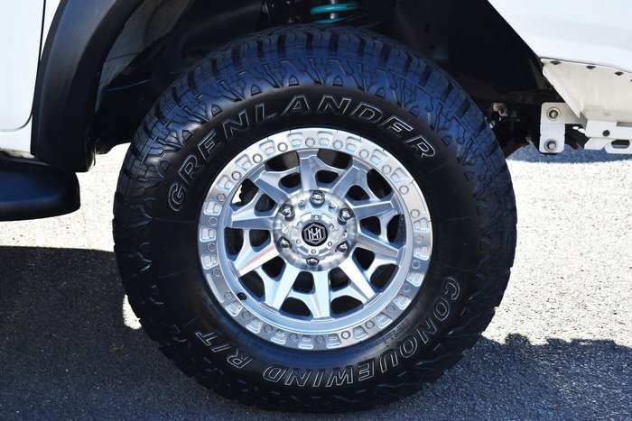 2021 Toyota Hilux SR5