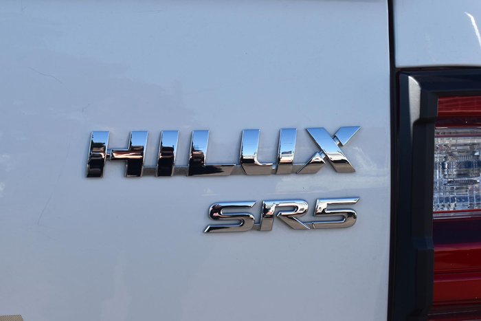 2021 Toyota Hilux SR5