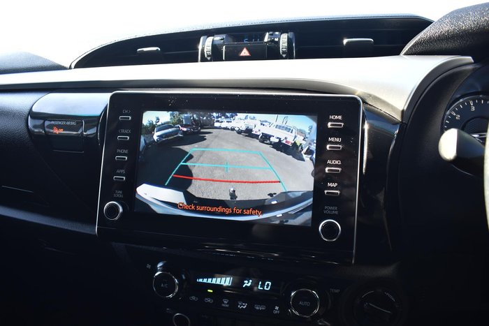 2021 Toyota Hilux SR5