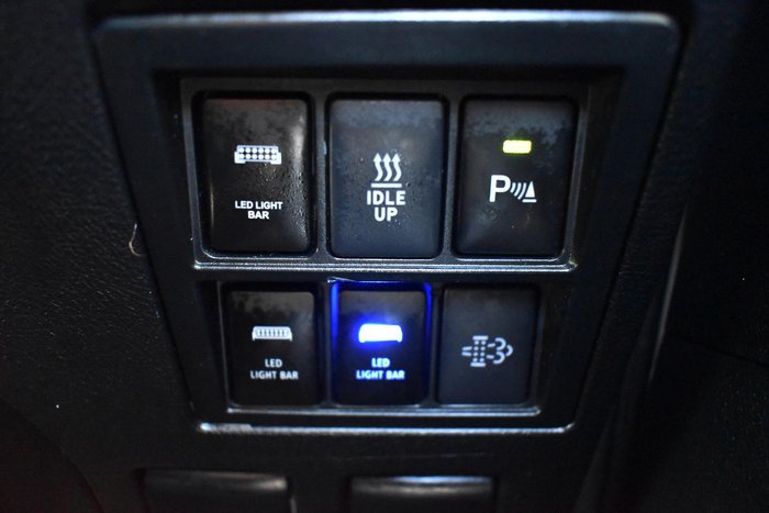 2021 Toyota Hilux SR5 GUN126R 4X4 Dual Range White