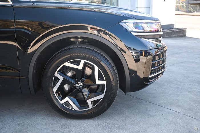 2025 Volkswagen Touareg 170TDI