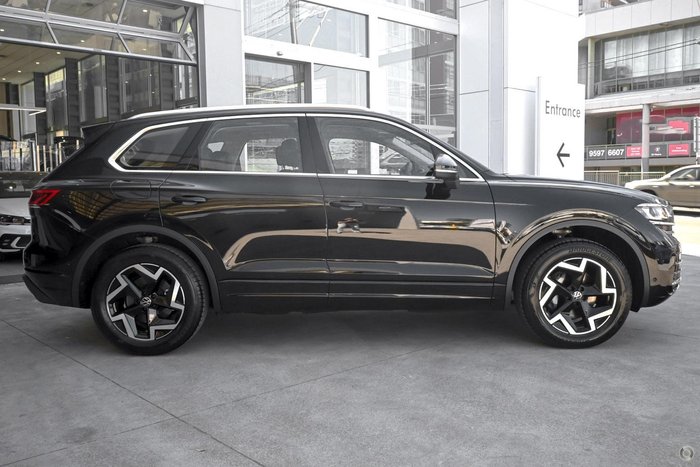 2025 Volkswagen Touareg 170TDI