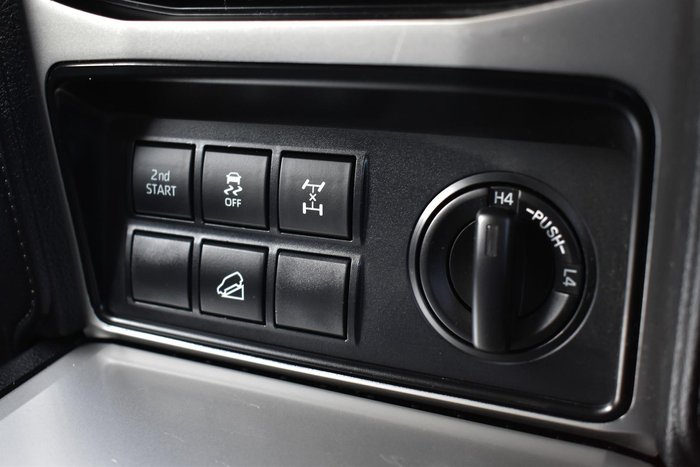 2023 Toyota Landcruiser Prado GX