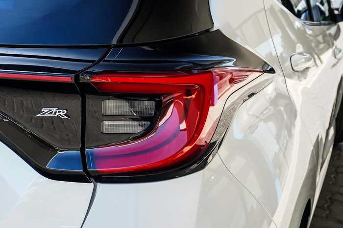 2023 Toyota Yaris ZR Hybrid