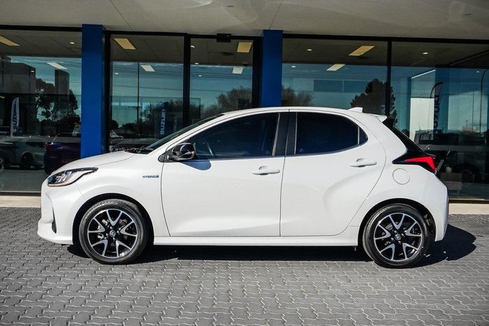 2023 Toyota Yaris ZR Hybrid