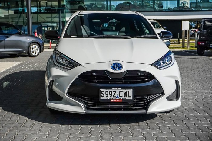 2023 Toyota Yaris ZR Hybrid