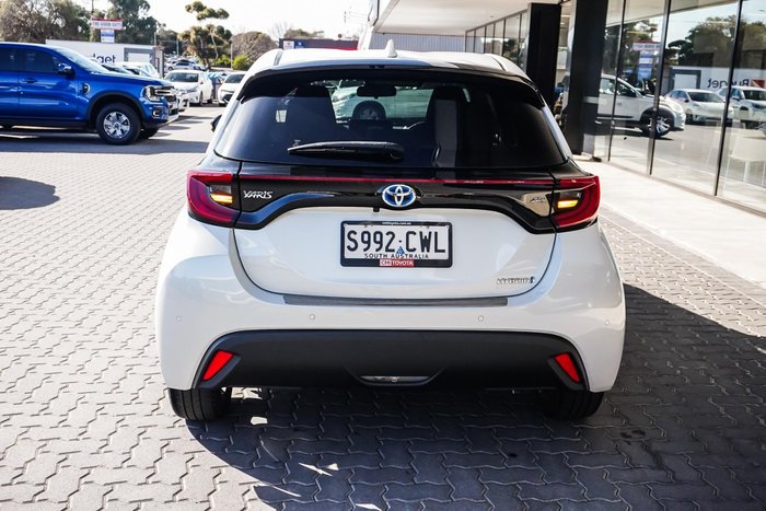 2023 Toyota Yaris ZR Hybrid