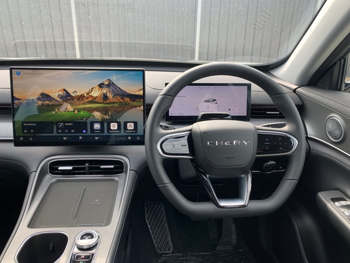 2025 Chery Tiggo 8 Super Hybrid Urban